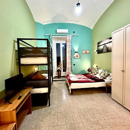 B&B Termini Colosseo Suite Rome Bagian luar foto