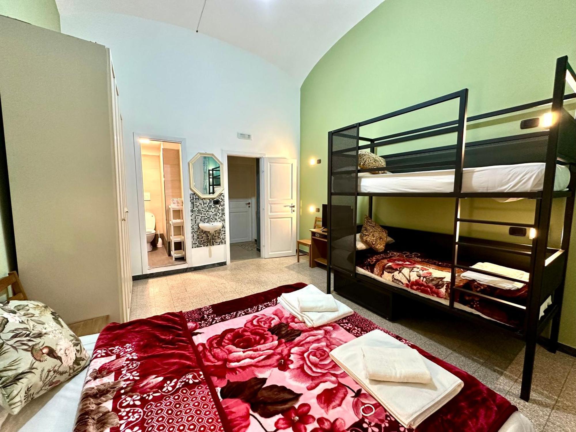 B&B Termini Colosseo Suite Rome Bagian luar foto