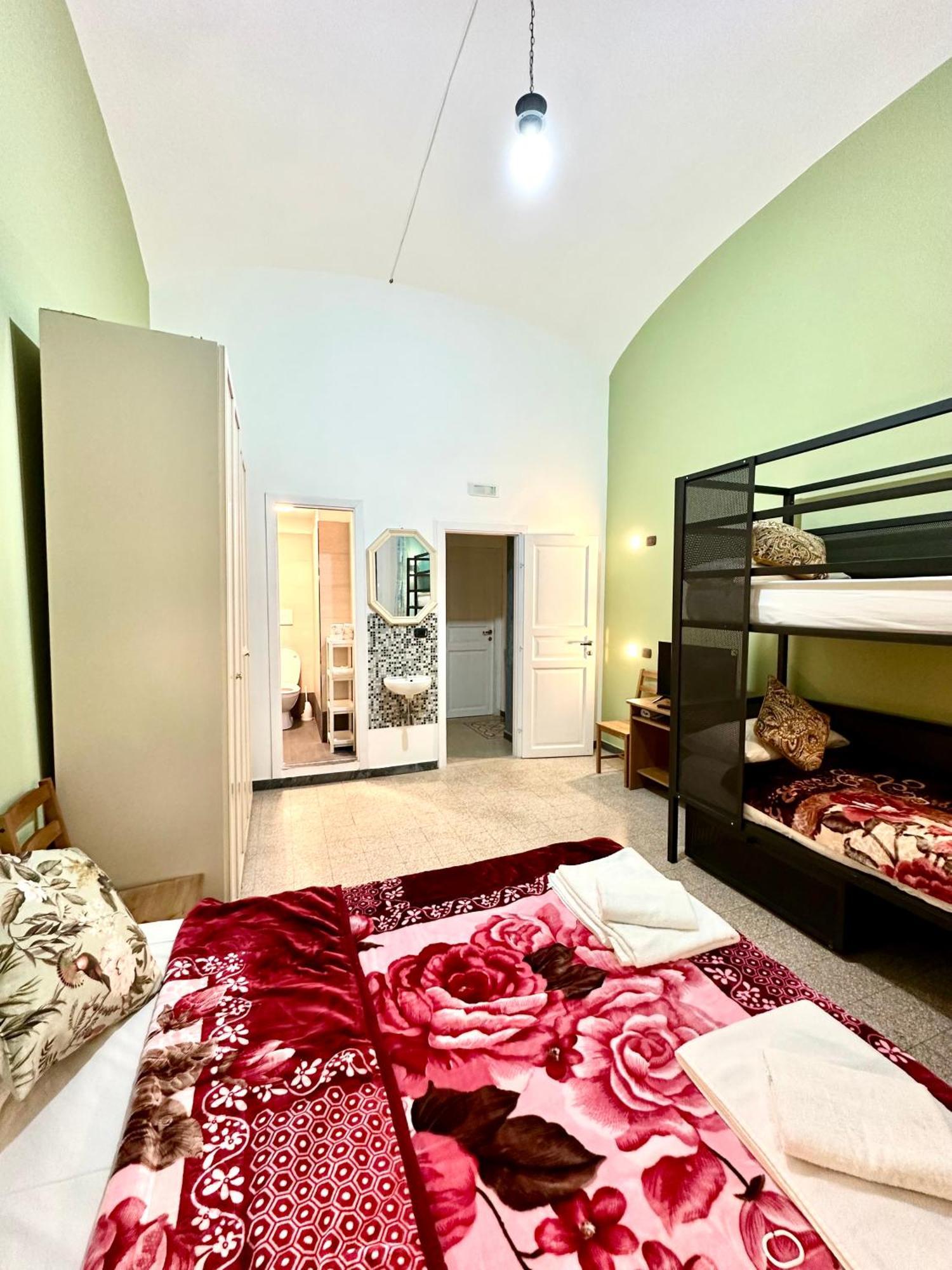 B&B Termini Colosseo Suite Rome Bagian luar foto